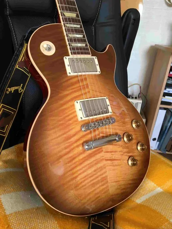 Les Paul Standard Plus